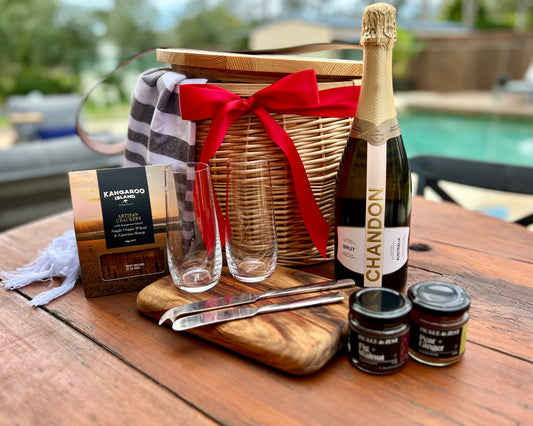 Ultimate Christmas Picnic Basket